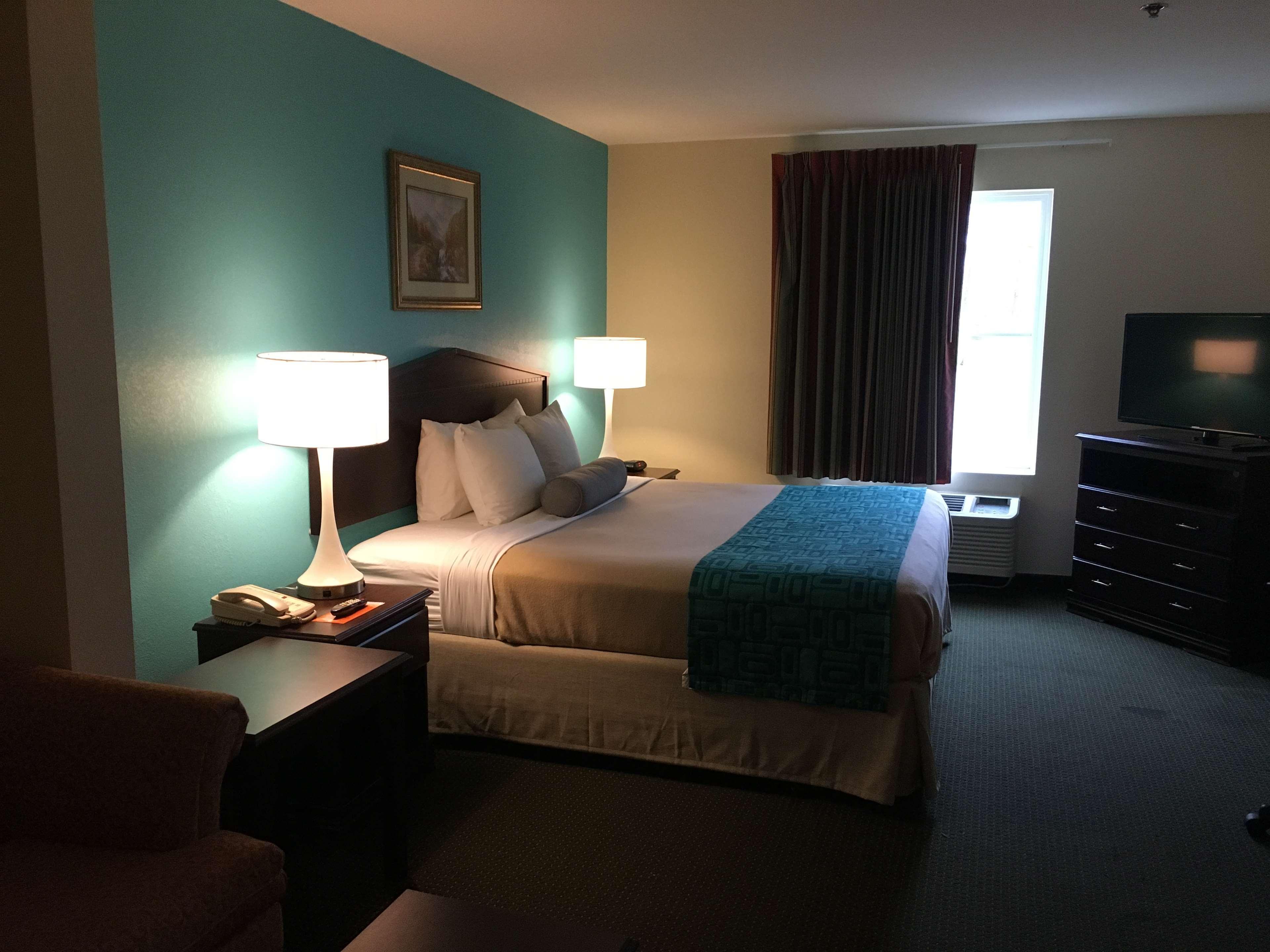 Howard Johnson By Wyndham Houma Ngoại thất bức ảnh