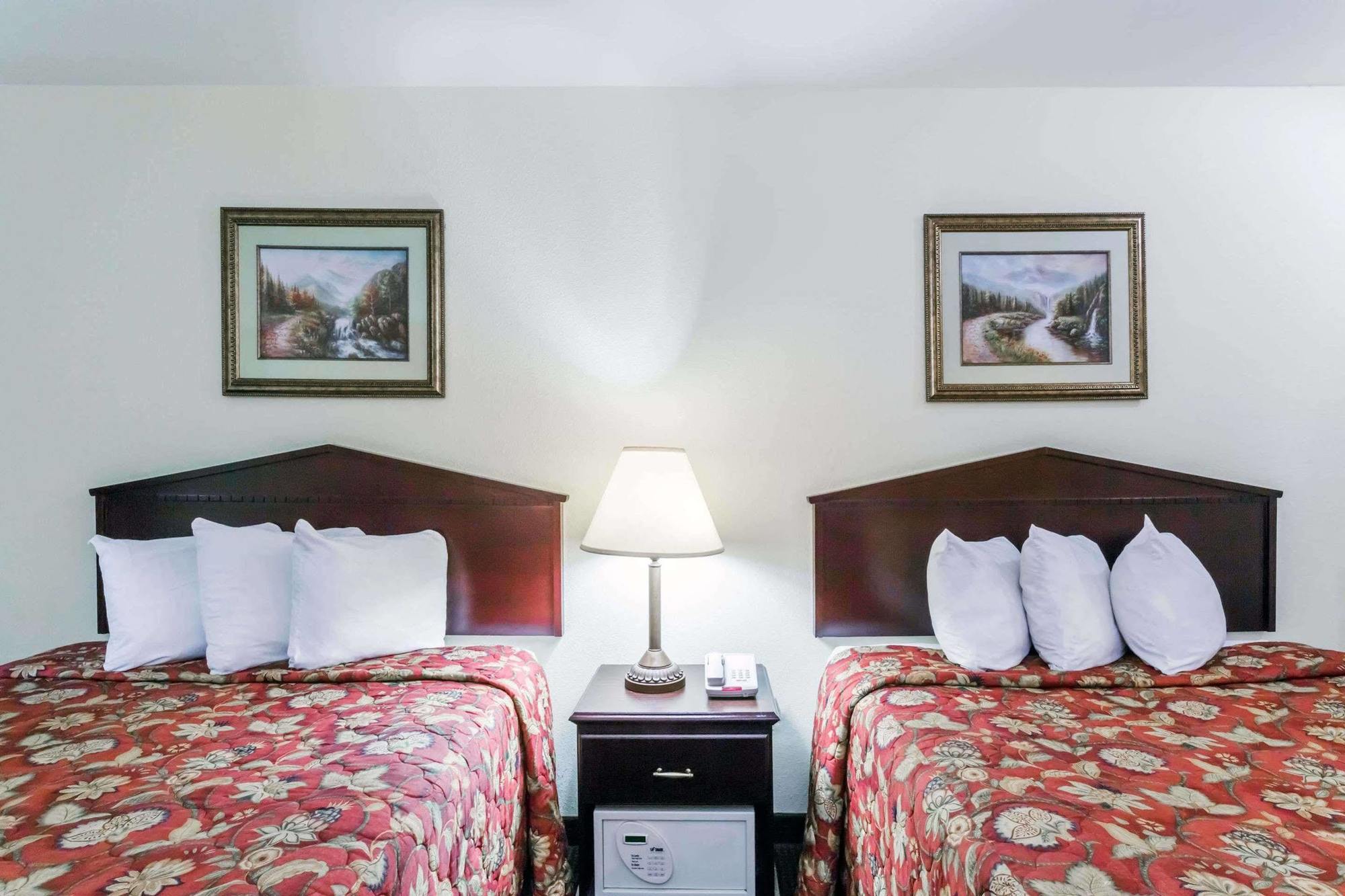 Howard Johnson By Wyndham Houma Ngoại thất bức ảnh