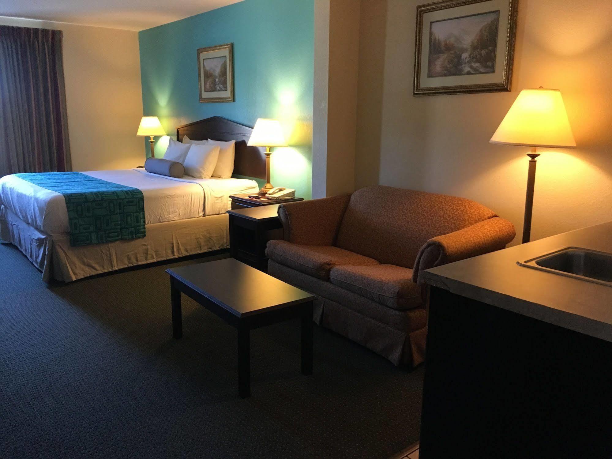 Howard Johnson By Wyndham Houma Ngoại thất bức ảnh
