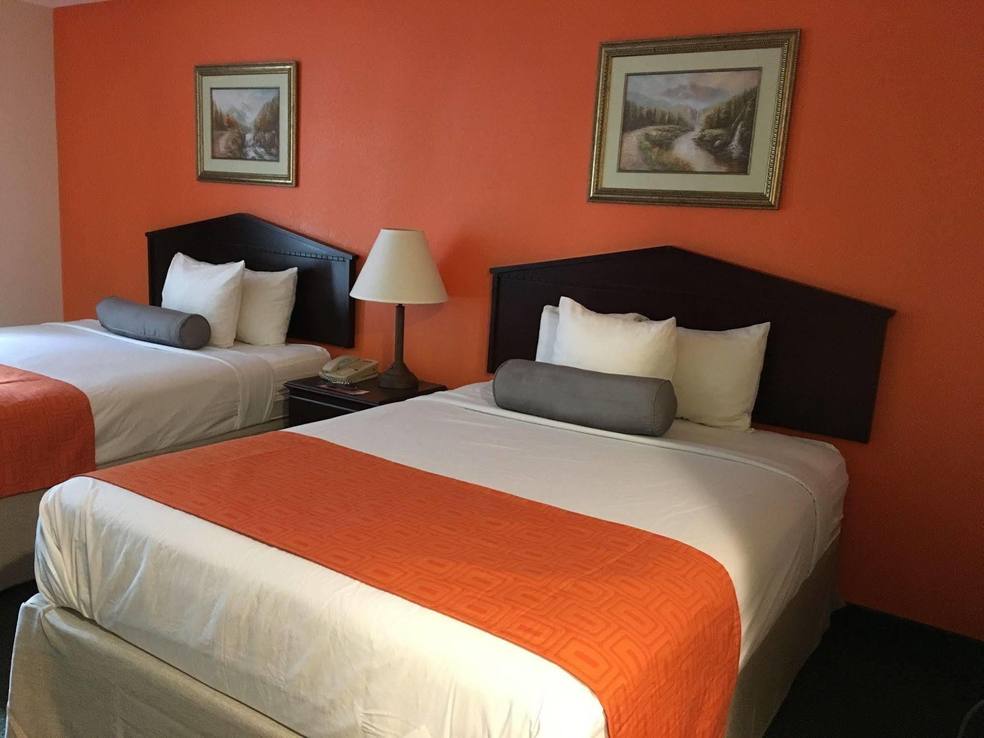 Howard Johnson By Wyndham Houma Ngoại thất bức ảnh