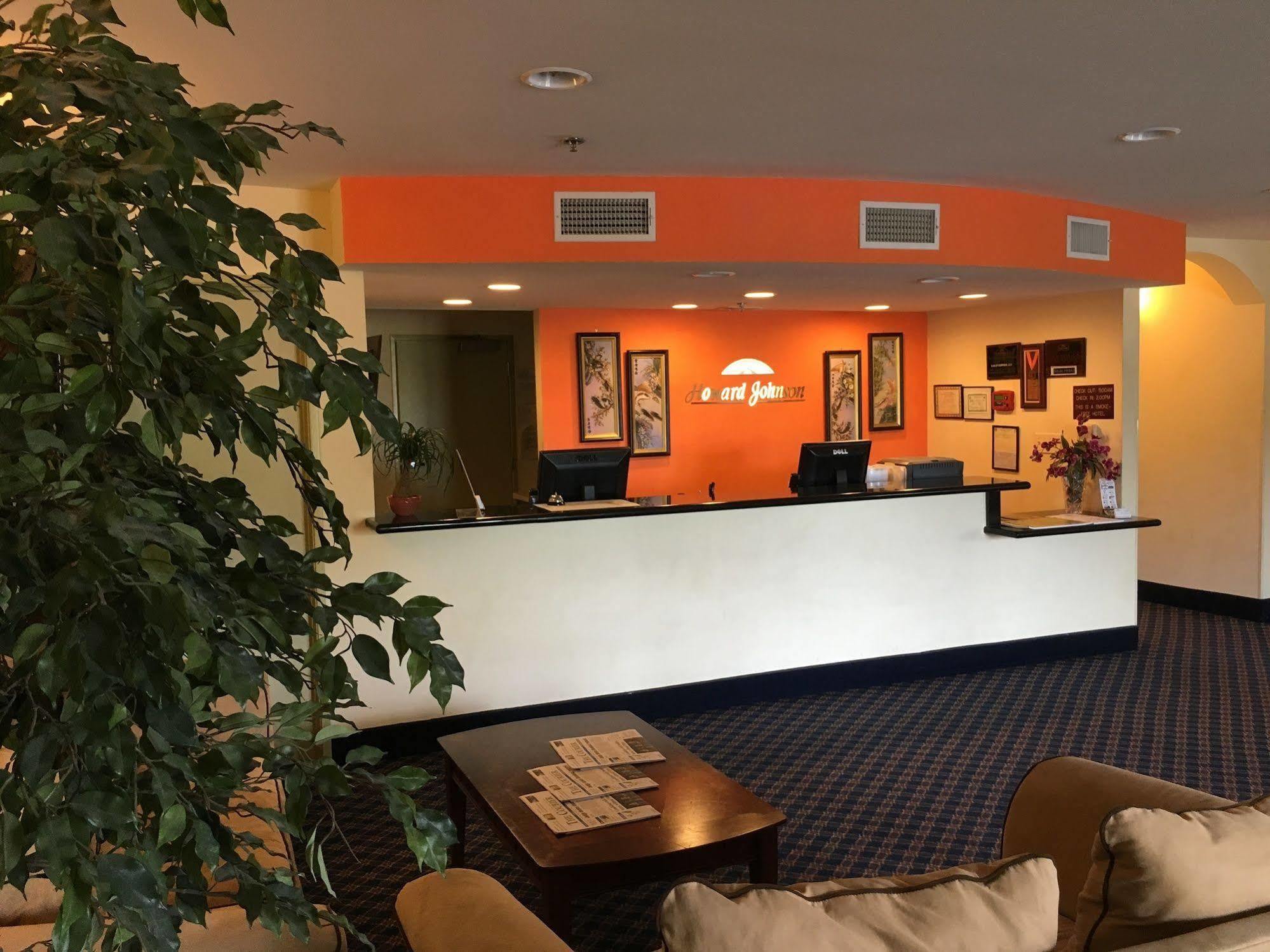 Howard Johnson By Wyndham Houma Ngoại thất bức ảnh