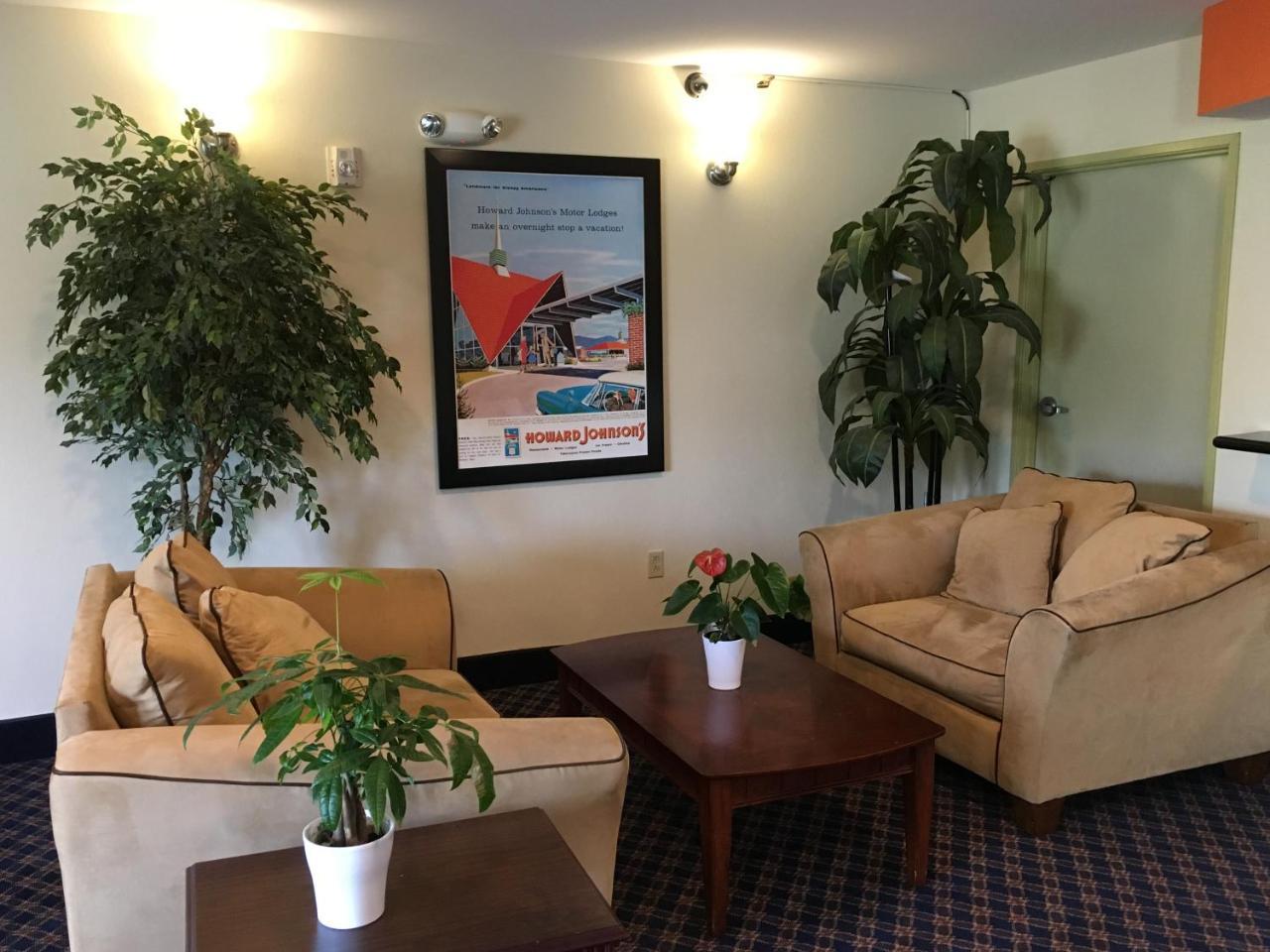 Howard Johnson By Wyndham Houma Ngoại thất bức ảnh
